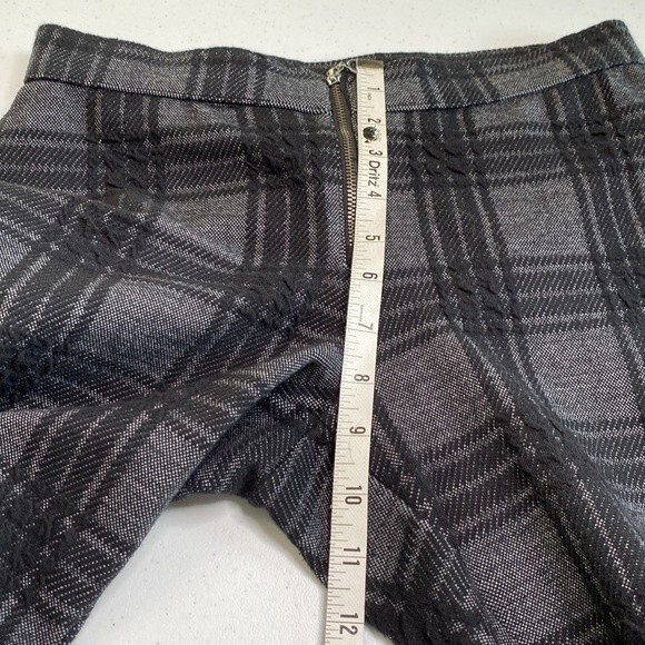 Hue Plaid Loafer Skimmer Skinny Leggings Pants Exposed Front Zipper Textured - Picture 9 of 15